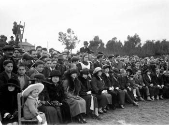 Inauguració de les obres del nou camp del FC Barcelona a les Corts, 1922. Fons i autoria: Frederic Juandó Alegret. (CAT AGDB R. 54837)