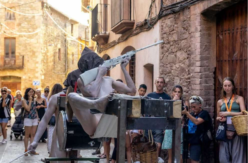 Acció als carrers de Moià